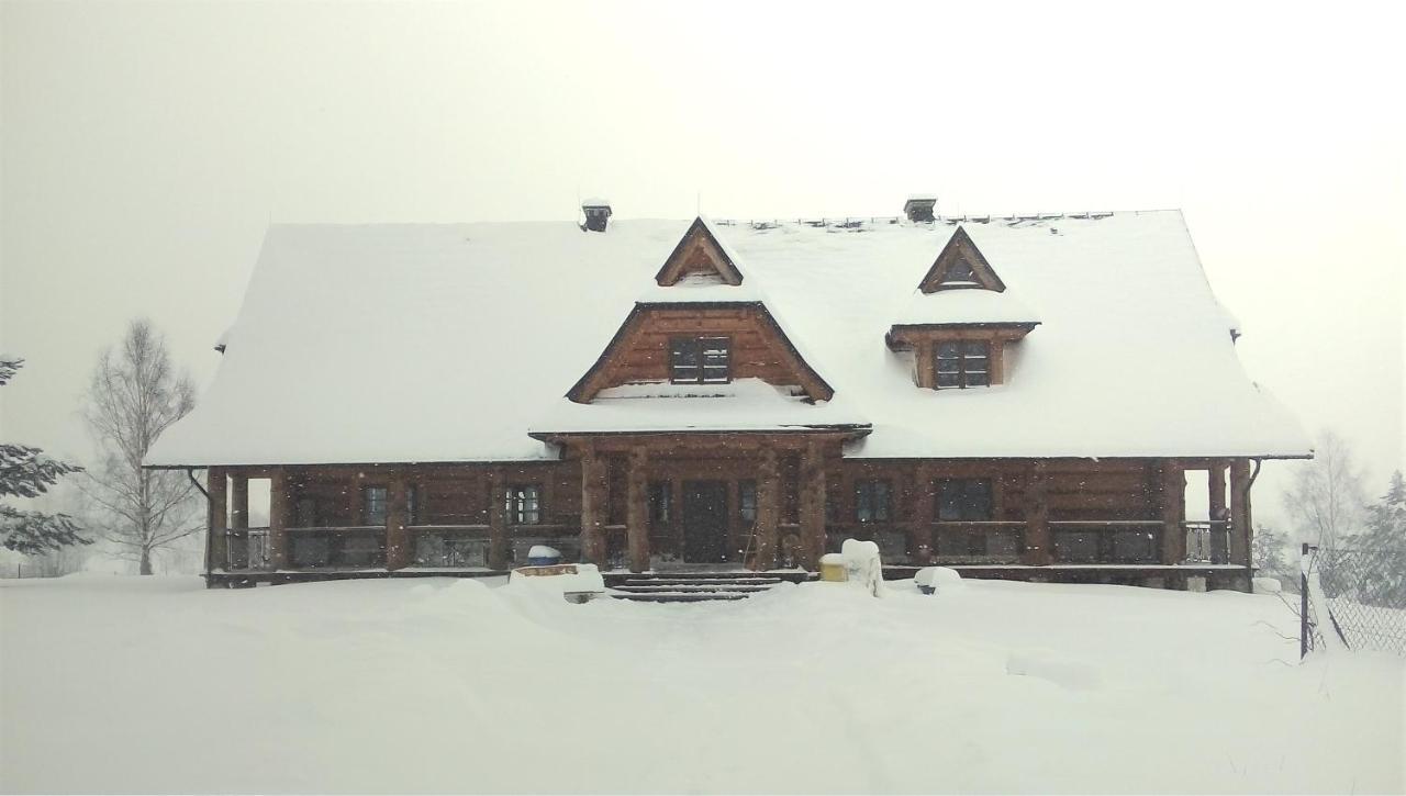 Chochlik Hotel Ustrzyki Dolne Kültér fotó