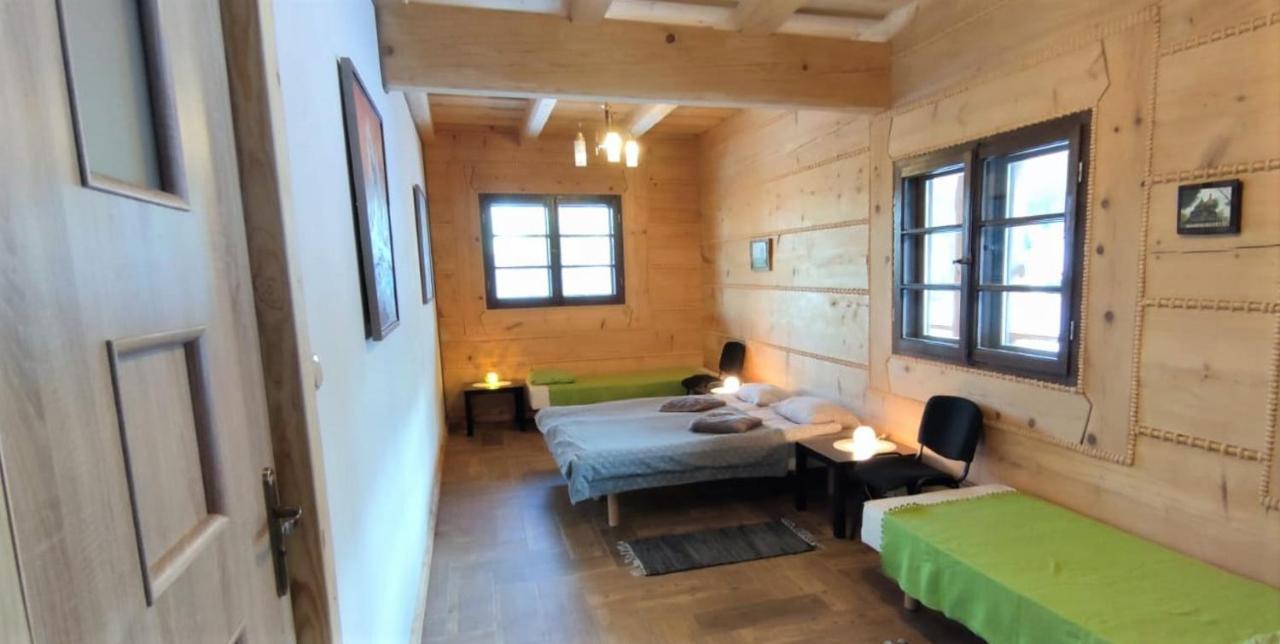 Chochlik Hotel Ustrzyki Dolne Kültér fotó