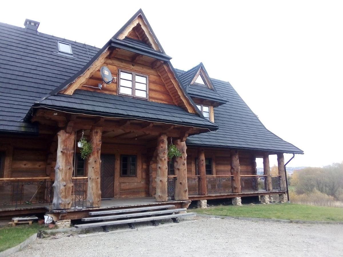 Chochlik Hotel Ustrzyki Dolne Kültér fotó